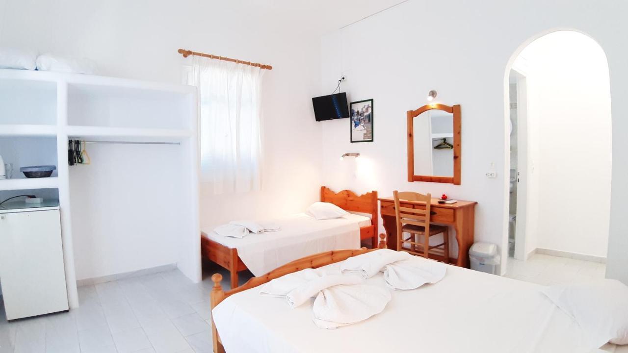 Bizas Rooms & Studios Парос Экстерьер фото
