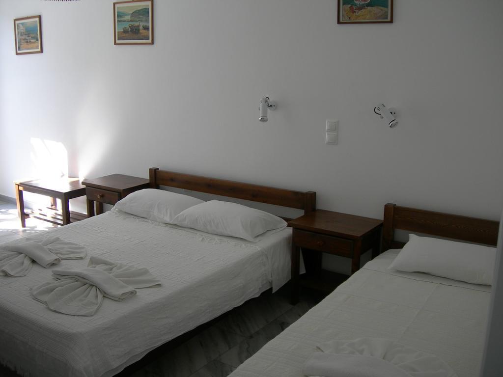 Bizas Rooms & Studios Парос Экстерьер фото